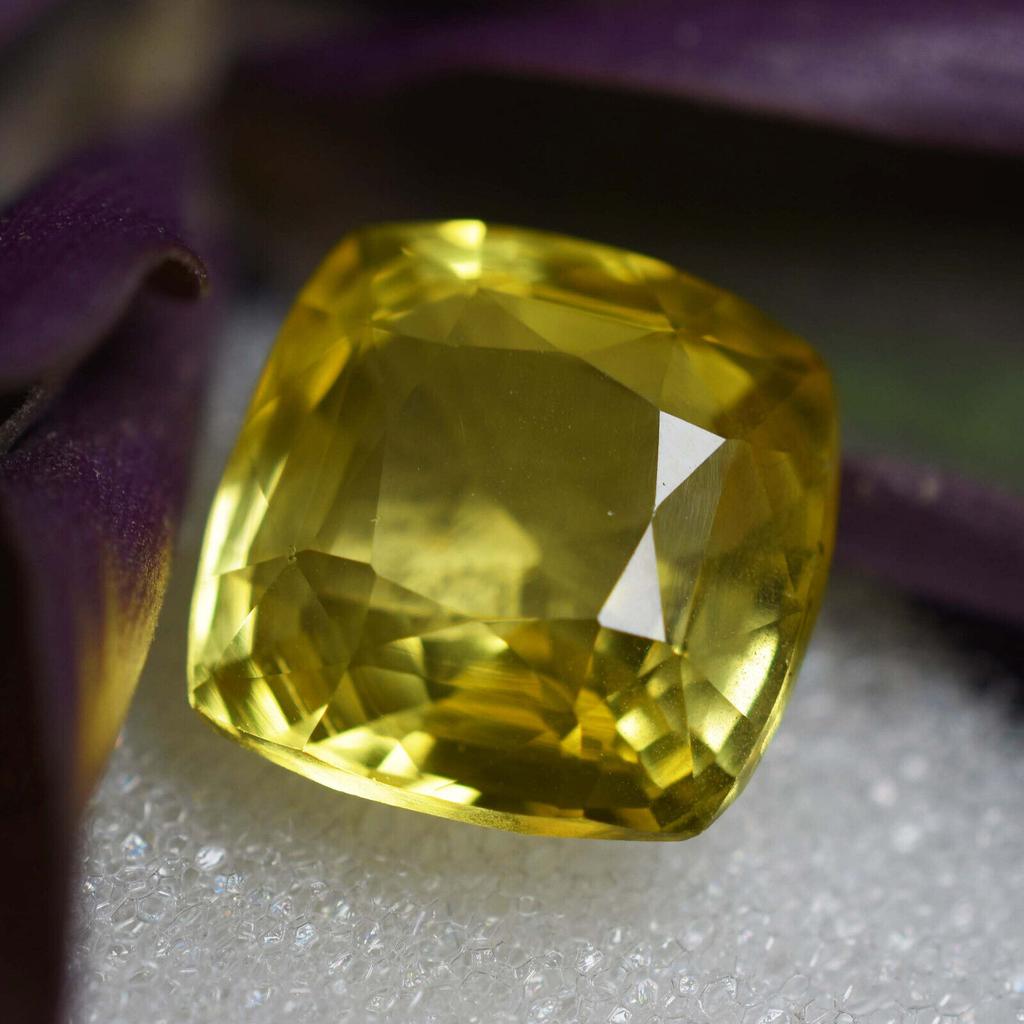 8.56 Ct Natural Square Shape Yellow Sapphire Loose Gemstones Certified For Gift