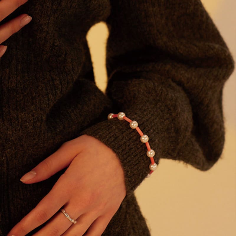 

BOLDIERE B2 [The Light of 6:17pm] Silver