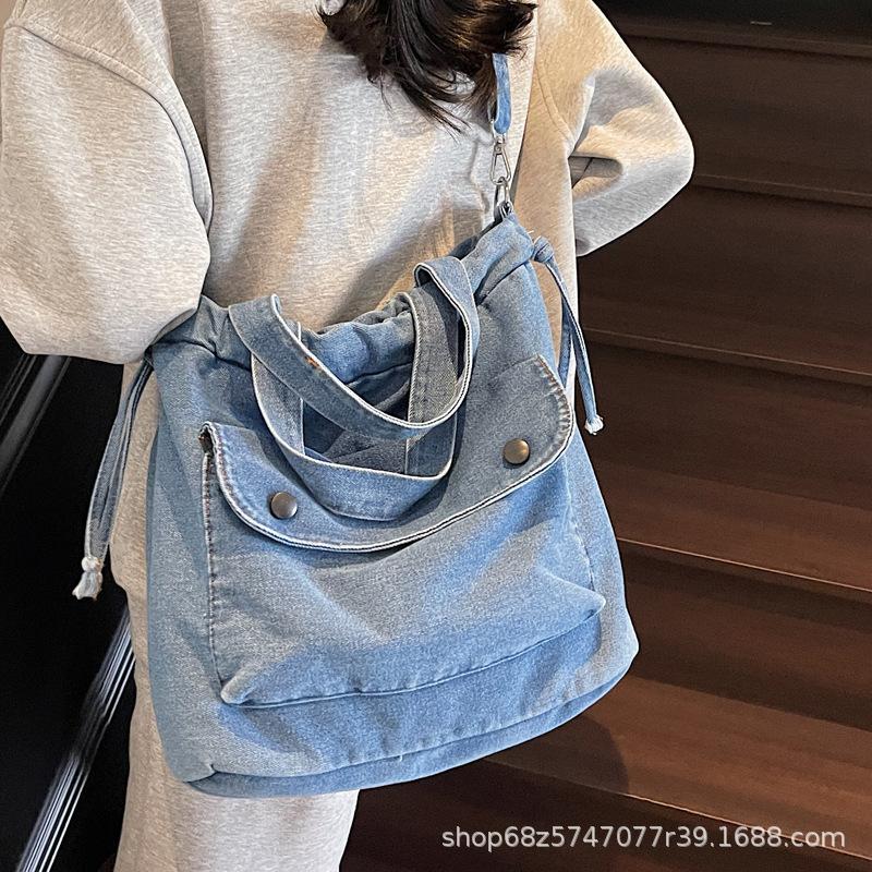 2025 New Pleated Drawstring Large Capacity Simple Commuter Bag Fashion Crossbody Bag Vintage Denim Shoulder Bag