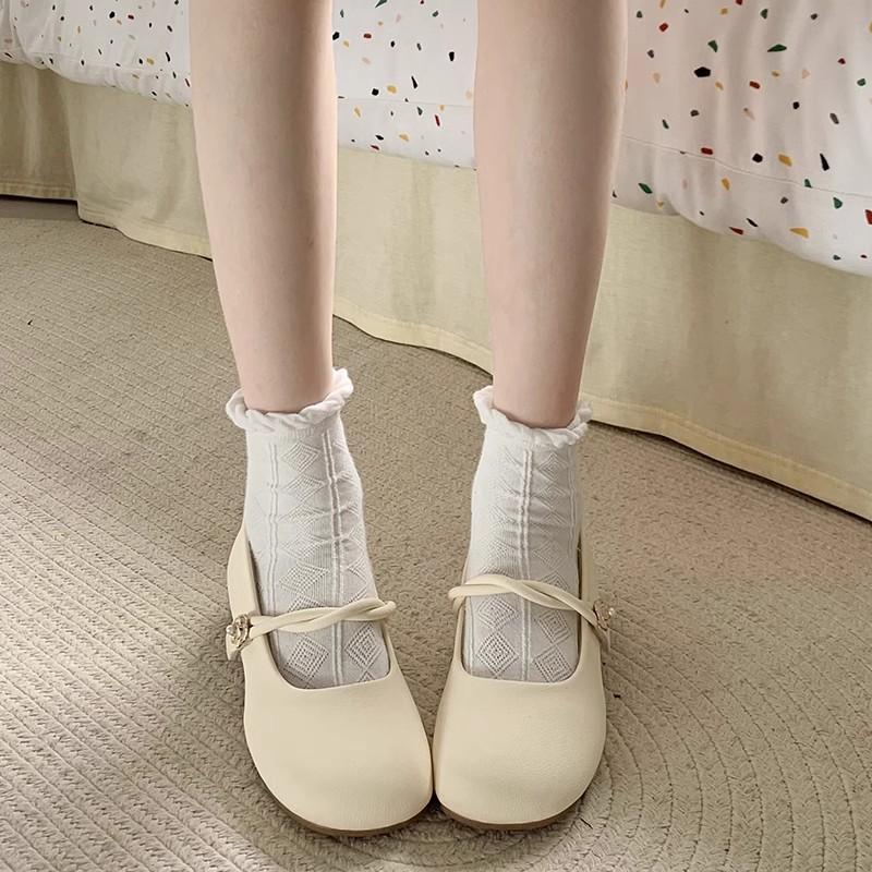 White round head retro versatile light mouth thick heel single shoes women's new autumn and winter skirt Mary Jane shoes