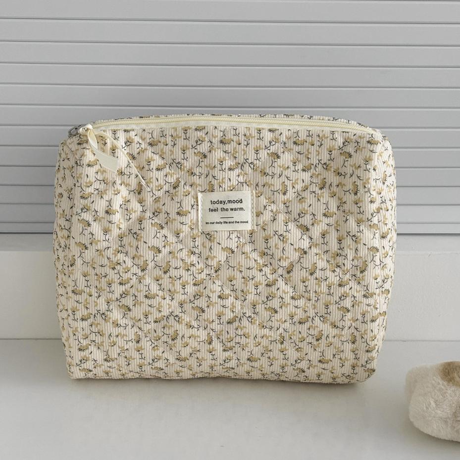 Quilted Cotton Ladies Travel Storage Bag Retro Cherry Women's Cosmetic Bags Cute Design Girls Pencil Case Makeup Bag Handbags