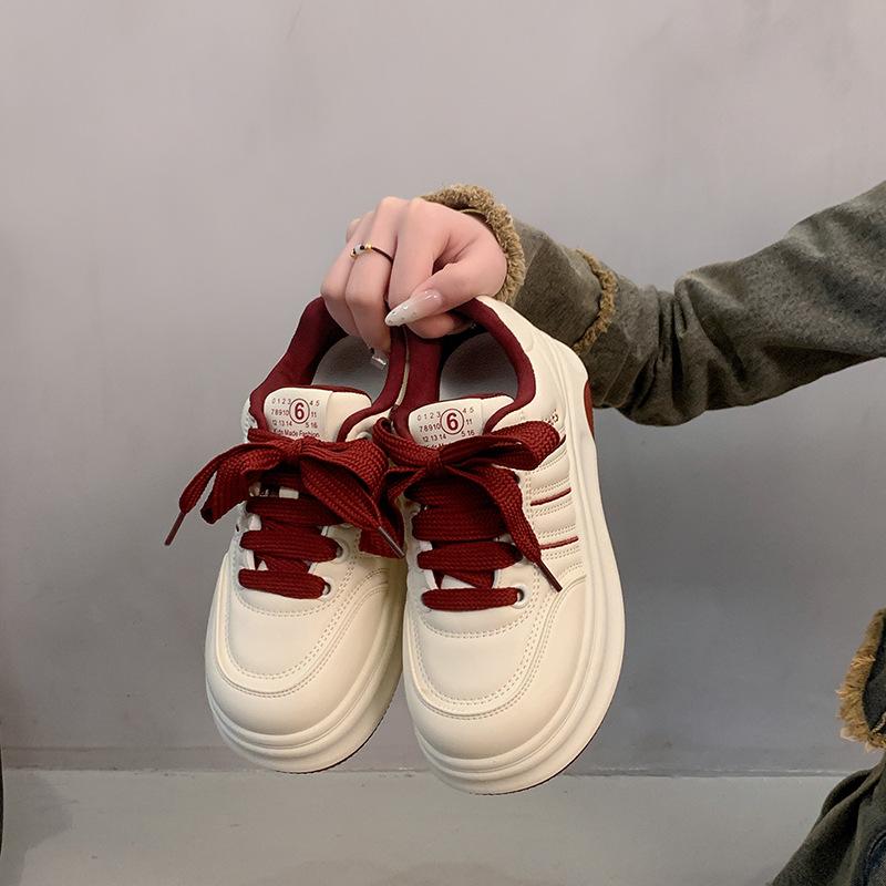 Fleece Little White Shoes Women's New Thick-soled Versatile Warm and Heightened Popular Sports and Leisure Board Shoes In Autumn and Winter 2025
