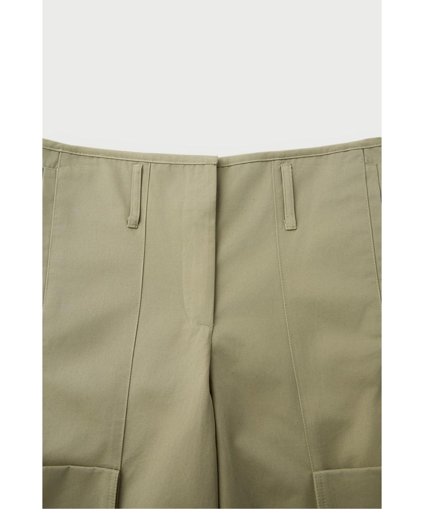 IROWOMEN Izyra Cargo Bermuda Shorts Iopom26101Bex