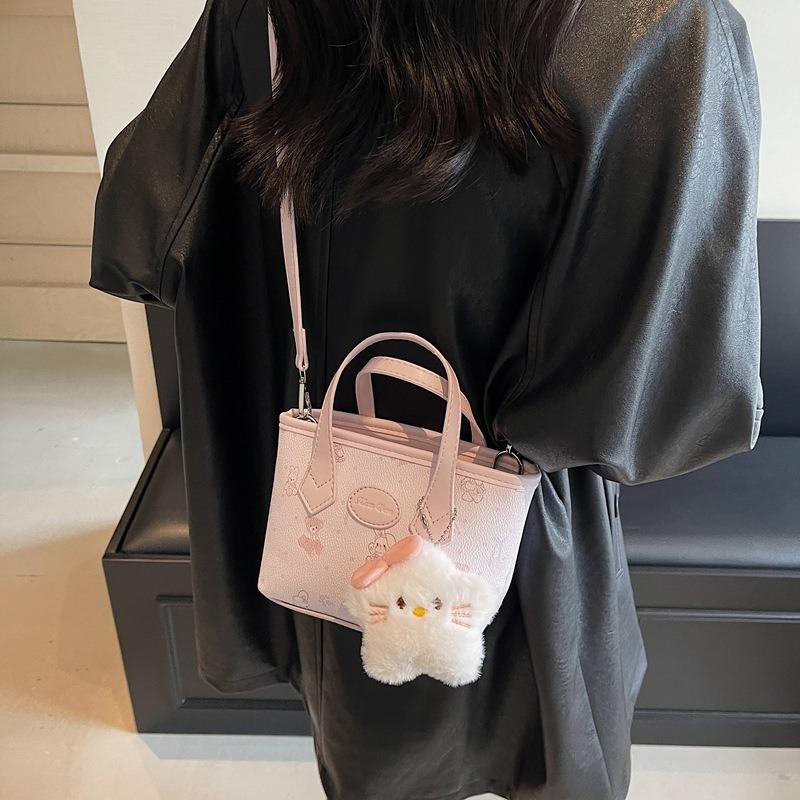 High-value Cute Handbag Bag Women's New Simple and Versatile Commuter Messenger Bag Going Out Small Bag