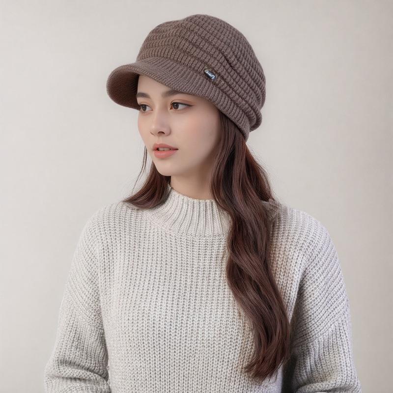 Women's Pointed Duckbill Beret - Fleece-Lined, Warm & Stylish Knitted Wool Hat