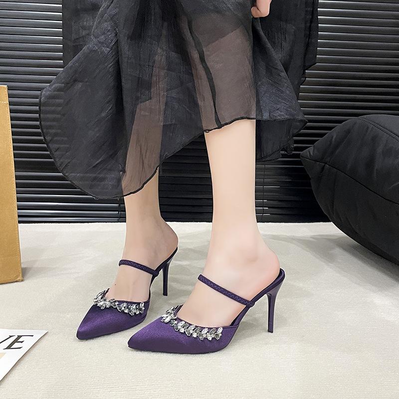 Baotou high-heeled cool slippers for women's outer wear 2025 foreign trade new pointed rhinestone thin heel with thin heel cool slippers