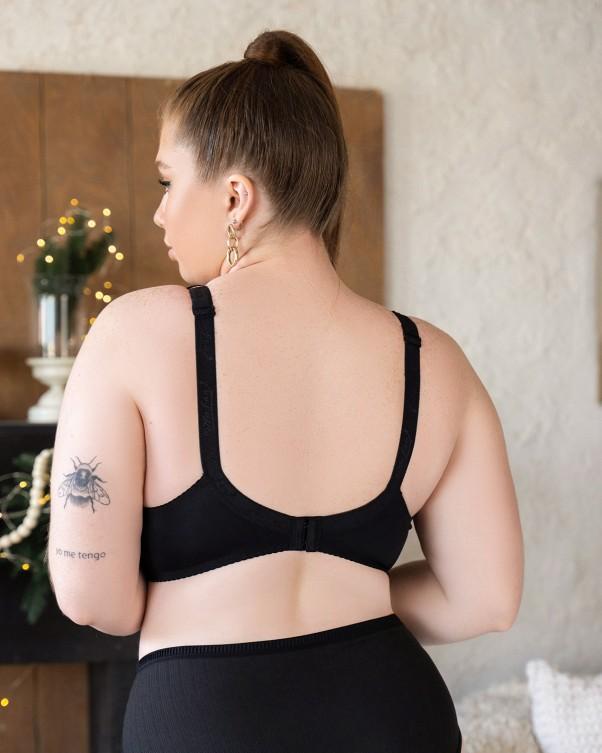 Sutiã clássico com copas em renda ISSA Plus