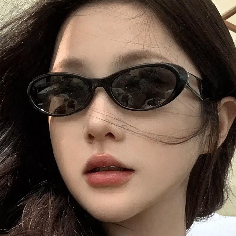 Korean Style Sunglasses for Women Fashion Stylish Decorative Sun Glasses Woman Campus Style Female Sun Glass