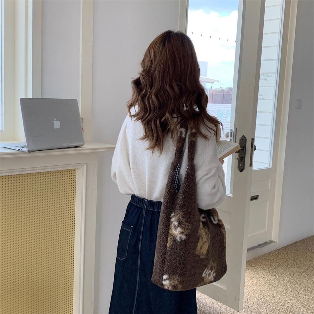 Stylish Plush Teddy Bear Tote Bag Soft Lambswool Large Capacity Everyday Purse