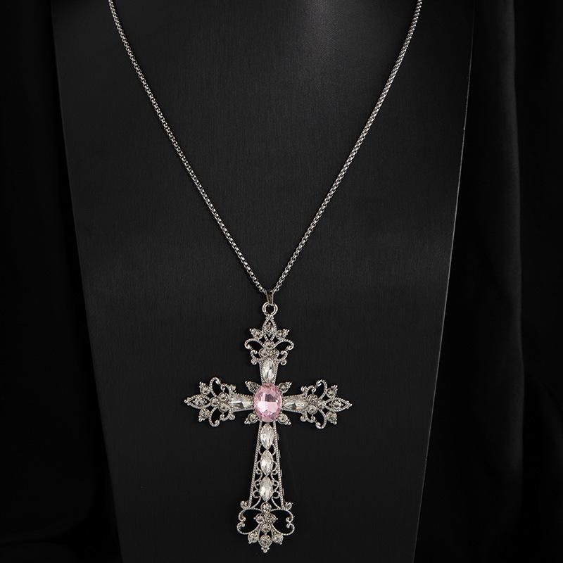 Retro Punk Cross Pendant Necklace - Versatile Clavicle Chain