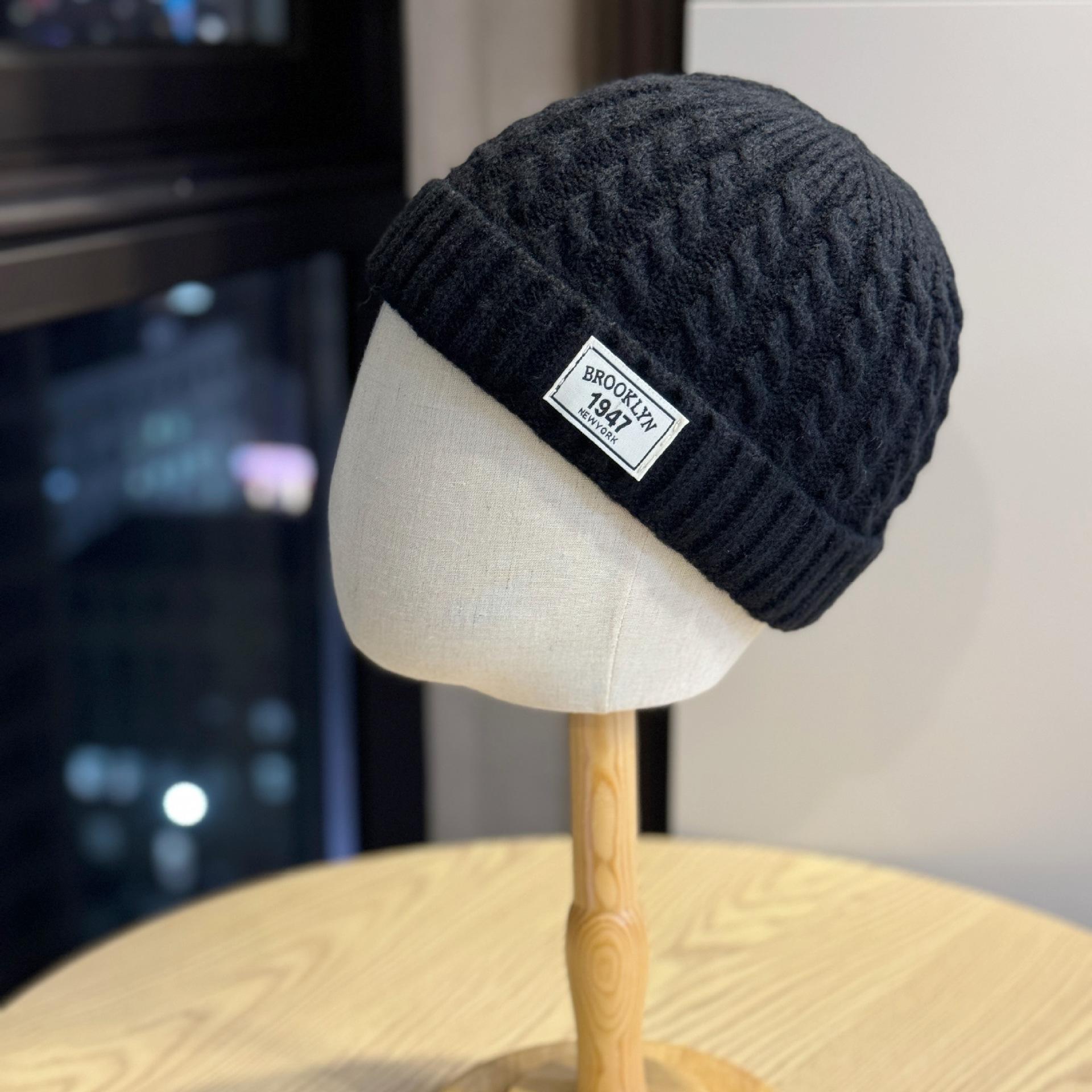 

New trendy brand dome-shaped knitted hat, unisex beanie, thin cold weather hat for autumn and winter, suitable for cycling, watermelon-style wool hat Adult54-60Average Size чёрный