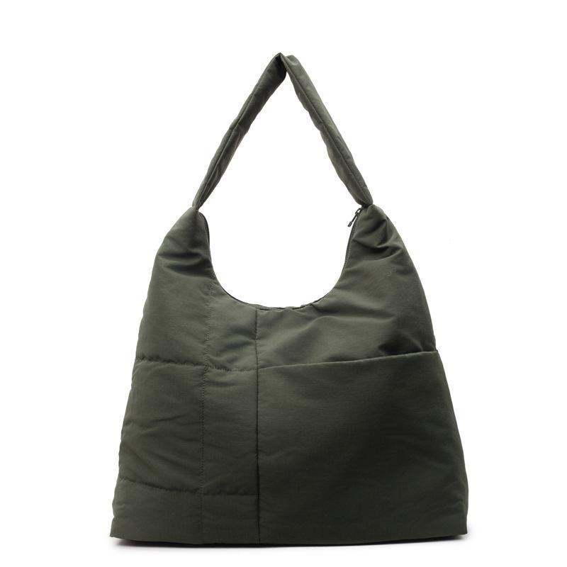 Large capacity lightweight underarm shoulder bag 2025 new cloth simple handbag literary and versatile student tote bag