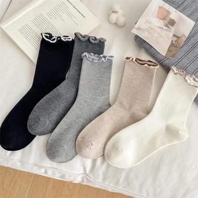 Dámske jarné a jesenné sladké jednofarebné ponožky s čipkou v štýle baletu a bubnového bubna