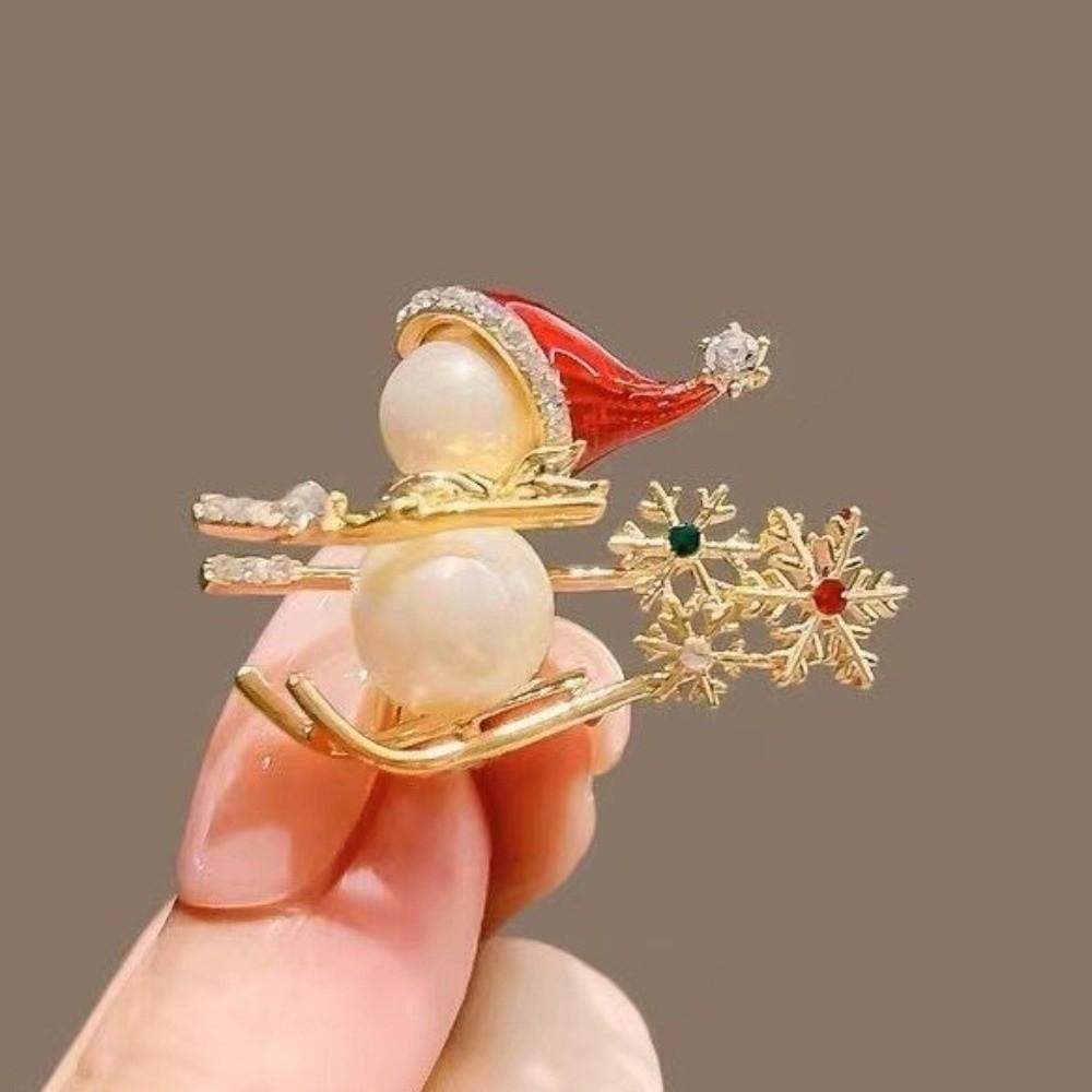 Pearl Snowflake Christmas Pin Deer Red Xmas Brooch Cute Christmas Snowman Brooch  New Year Gift