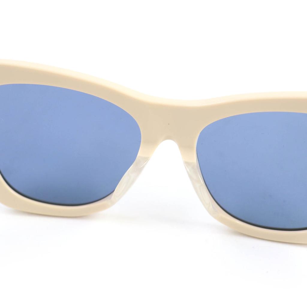 Excellent FENDI sunglasses beige Women FE40064F Used