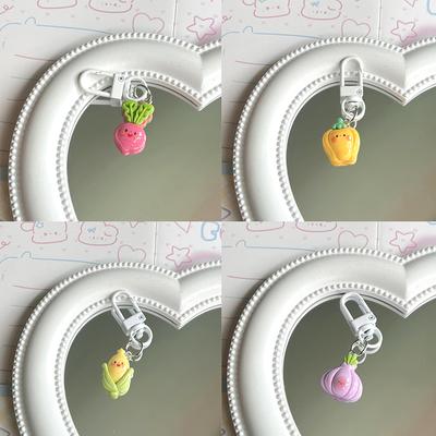 Porte-clés en forme de légume de dessin animé, pendentif en forme de radis, de piment, d'oignon, de maïs, de citrouille, pour sac à dos, de voiture, accessoires de décoration