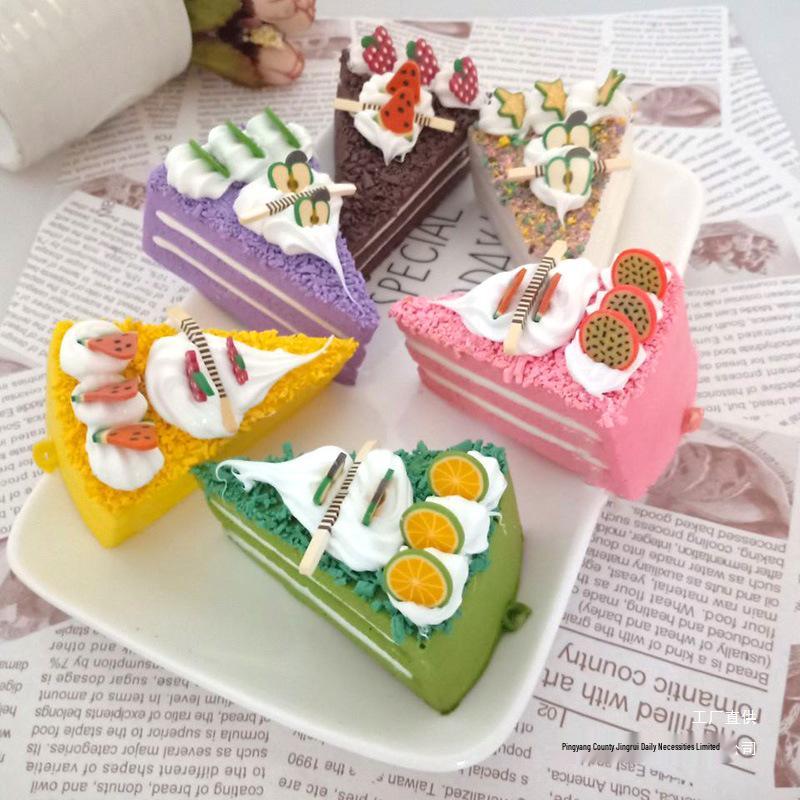 Dreieckiger Kuchen Brot Fake Food Requisiten für Display und Dekoration