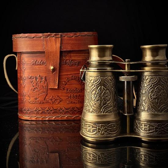 Einzigartiges Reisefernglas aus reinem massivem Messing mit wunderschönem Lederetui, voll funktionsfähig, Valentinstag, Geburtstag, Heimdekoration