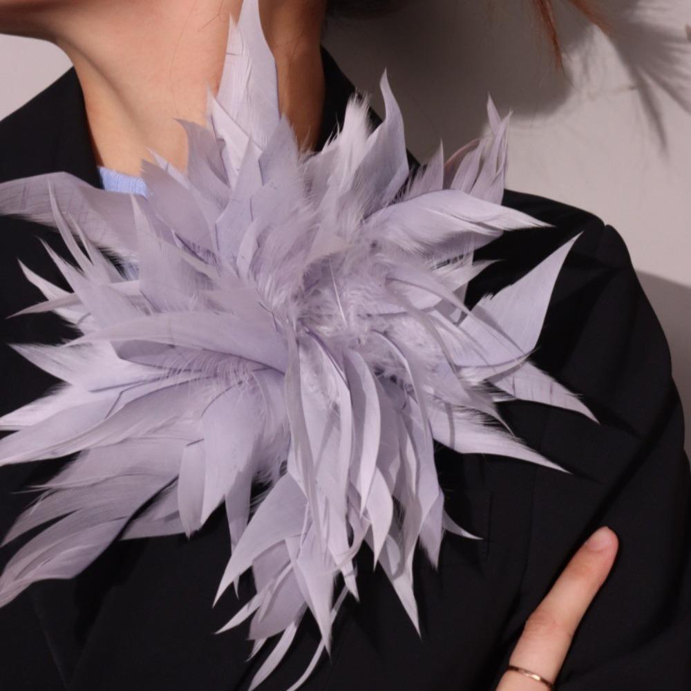 Lightweight Artificial Feather Lapel Pin Colorful Exaggerated Feather Brooch Wedding