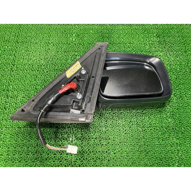 Serena DBA-NC26 right side mirror CAG G668 96301-1VA4D