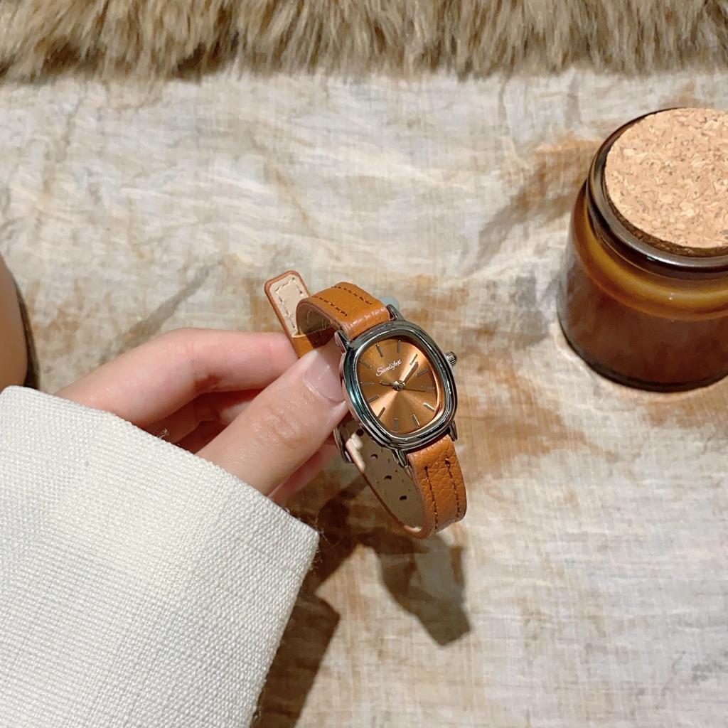 Sunlifex Simple Temperament Square Round Watch Women'S Literary Retro Mori Belt Student Workplace Quartz Watch