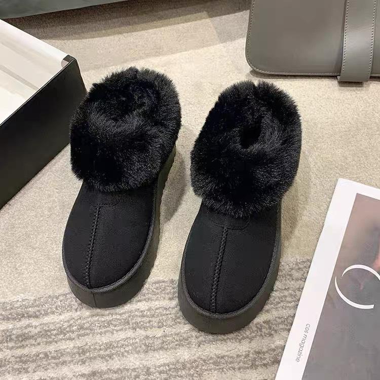 

Маленькие женские низкие сноубутсы на толстой подошве, с мехом, цельные, новинка 2025 года, зимние пушистые теплые хлопковые ботинки на одной педали 40 чёрный