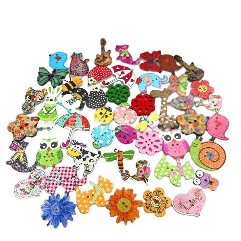50Pcs Wooden Buttons Natural Wood 2-Holed Fastener Buttons for Sewing Knitting Handcraft Cartoon Animals Printing Patterns