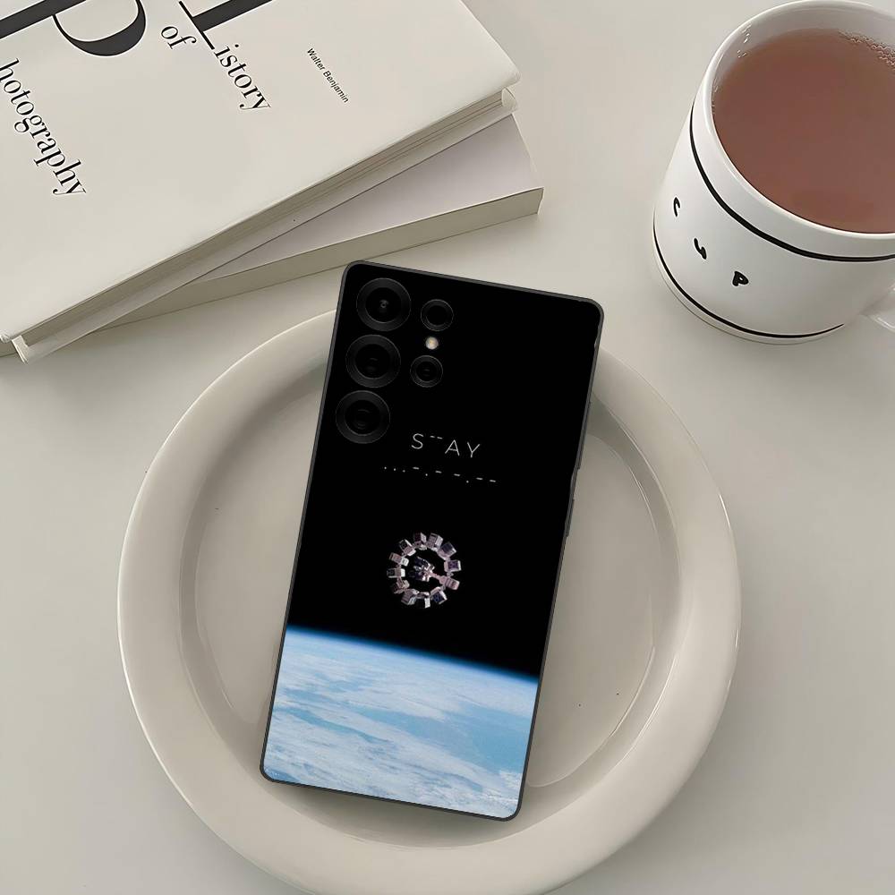 Interstellar Movie Phone Case For Samsung S 24 fe 25 Ultra plus 20 lite 21 30 22 23 24 22 Ultra 5G Fundas