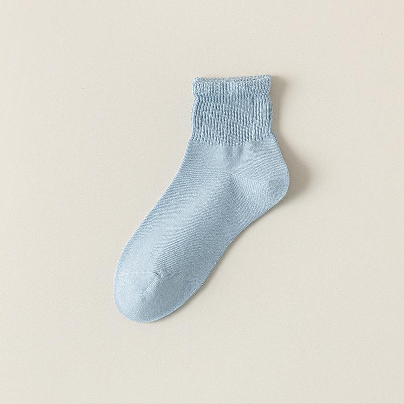 

Женские летние тонкие повседневные универсальные однотонные влагоотводящие дышащие бесшовные короткие хлопковые носки 1 pair небесно-голубой