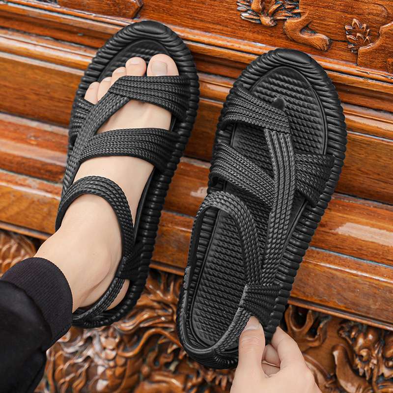 Cool Slippers Men's 2025 Summer New Hollow Breathable Men's Beach Shoes Trendy Versatile One-pedal Sandals Non-slip