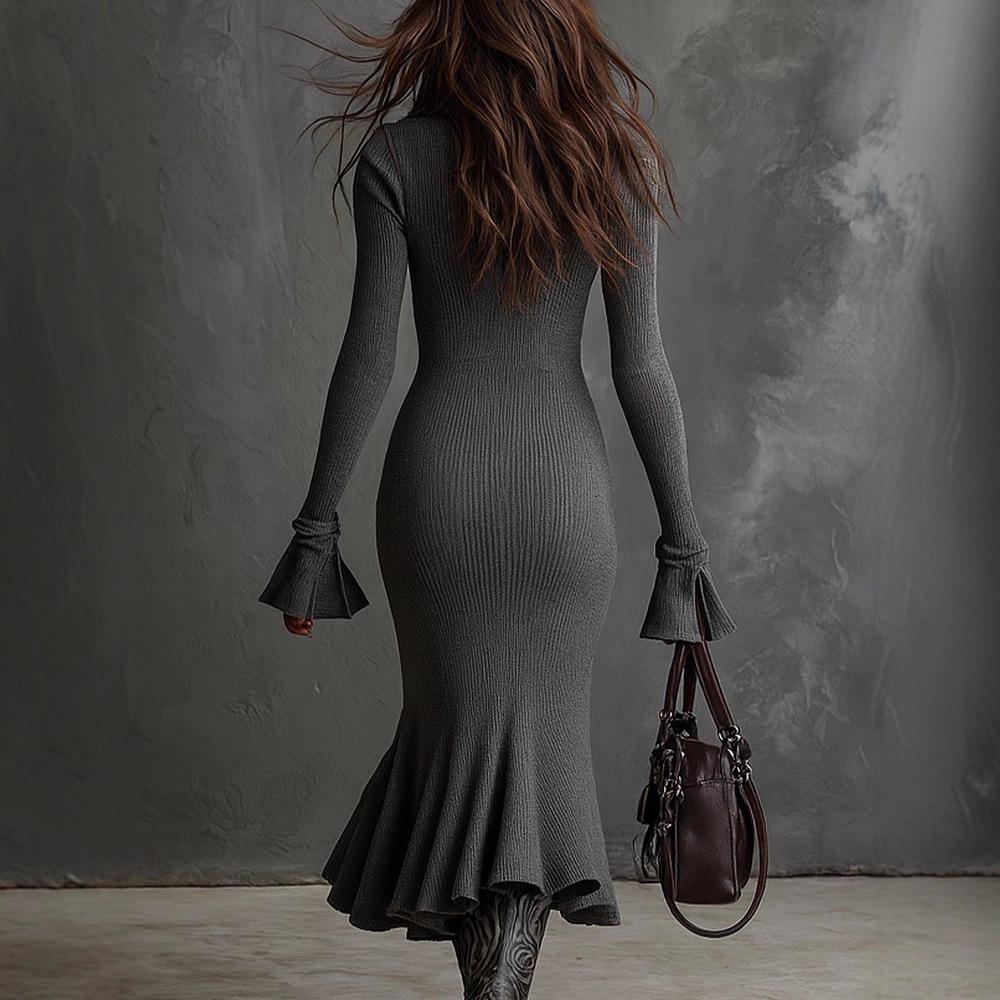2025 Autumn Elegant Knit Fishtail Skirt with Zipper Lapel and Bell Sleeves - European and American Style