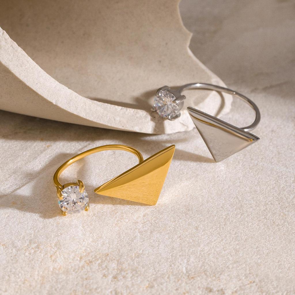 18k Gold Polished Triangle Zircon Open Ring, European & American Style Fashion Jewelry.