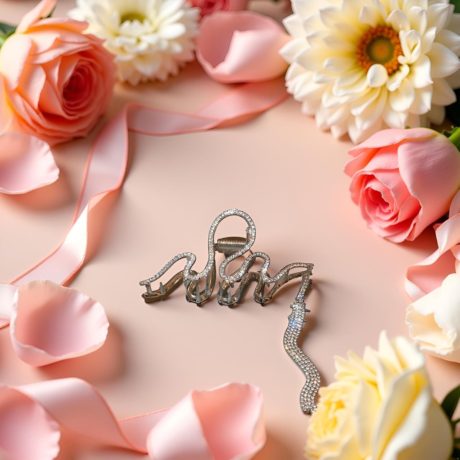 Large Gold Rhinestone Long Tassel Hair Claw Big Wave Hair Clip Strong Hold Metal Hair Clip Non Slip Hair Clamp Fashion Hair Claw Clip for Thick Hair