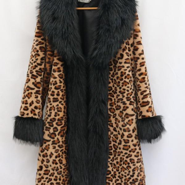 Women's Plus Size Leopard Print Faux Fur Coat with Large Fox Fur Collar - Winter Windbreaker