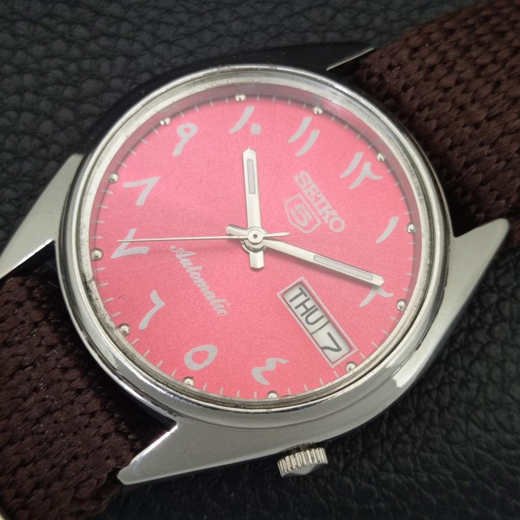 JAPAN VINTAGE SEIKO 5 AUTOMATIC 7S26A MENS RED COLOR DIAL WATCH a707799-1