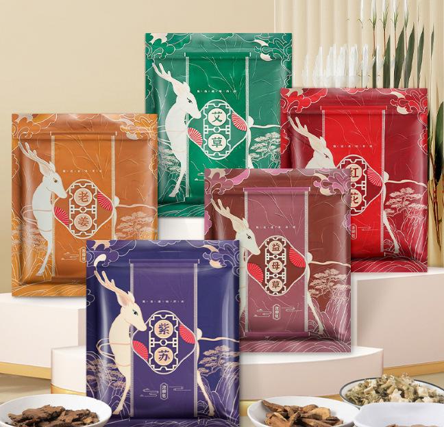 

Autumn-Winter Mugwort Foot Soak: Warm Feet & Relieve Fatigue