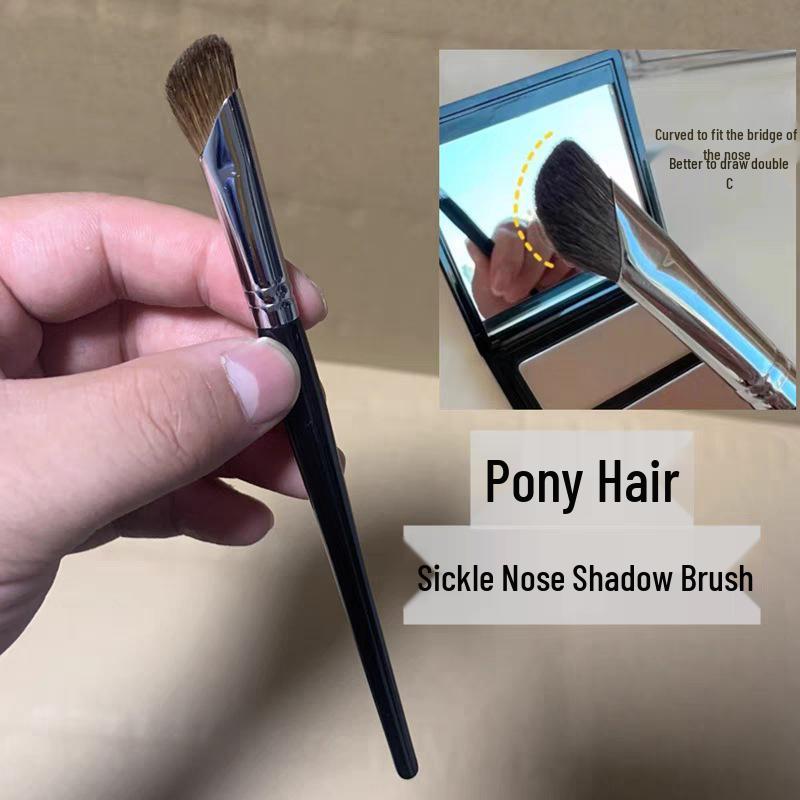 Pincel de Contorno Foice Angulado em Estoque: Pincel para Esfumar Nariz e Abas do Nariz de Cabelo de Pônei