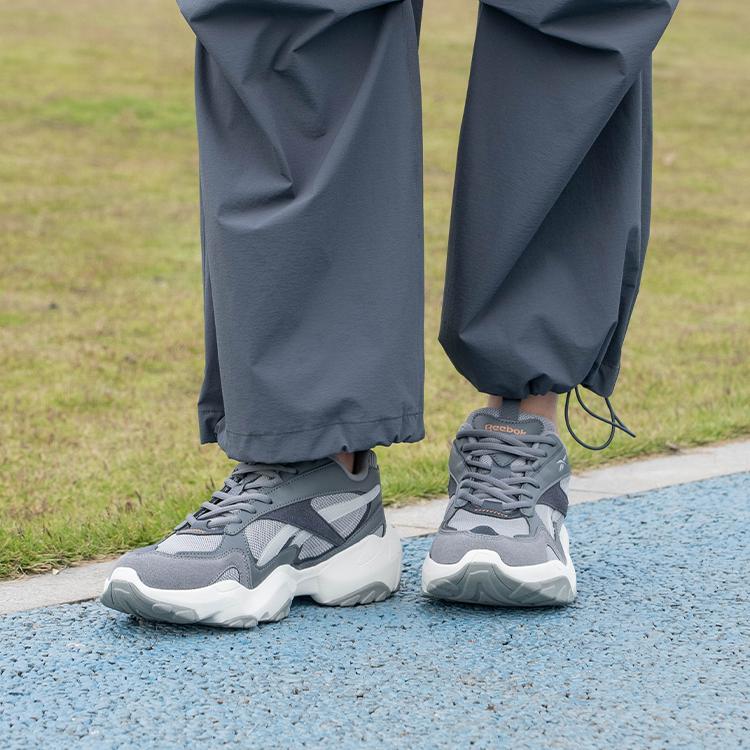 Reebok Fluffi Puff CN Retro Trend Thick Sole Dad Sneakers Low Top Running Shoes Unisex Sneakers Gray 24FRC913U1GG0