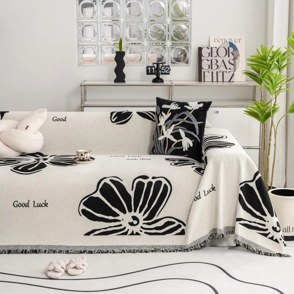 Nordic Butterfly Floral Print Soft Sofa Towel Blankets Outdoor Camping Picnic Large Blanket Leisure Towel White Travel Sofa Mat