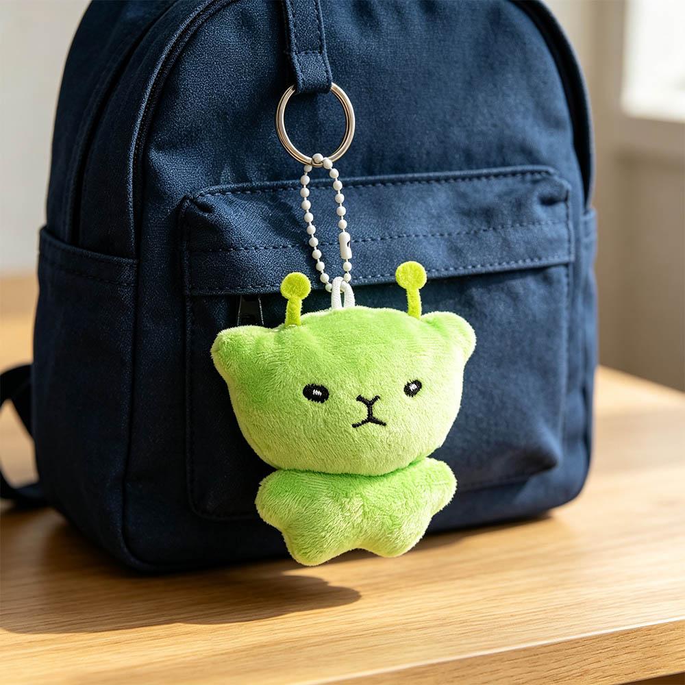 Pendentif Sac à Dos en Peluche Douce Mini Chat Alien Porte-clés Mignon Cordon pour Téléphone Portable Décoration de Sac