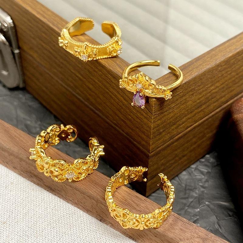 [Jinyun Flower] Medieval Vintage Iris Zir*****Pen Ring Niche High-End Sense Stacked Ring