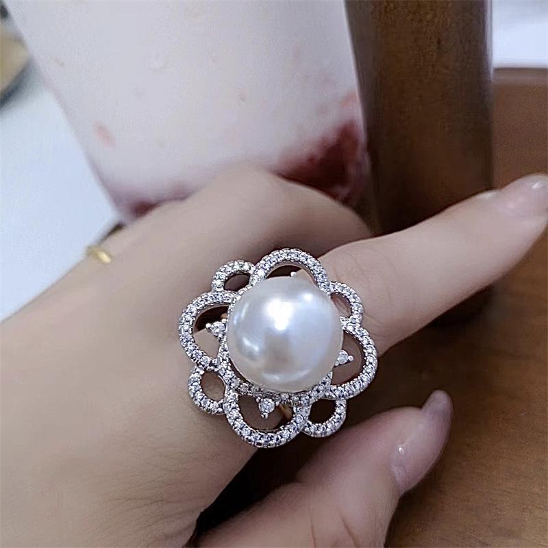 Elegant Australian White Pearl Flower Ring for Women – Adjustable, High-End Design Adjustable