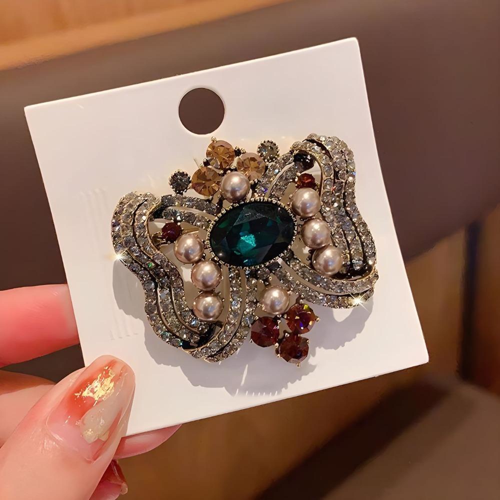 Luxuriöse, atmosphärische Brosche, exquisite, funkelnde Diamant-Perlenbrosche, Nischen-Premium-Design, Pin, Temperament-Accessoires