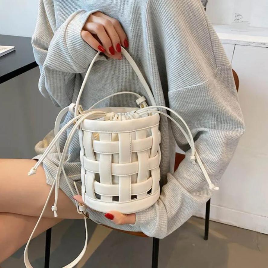 1 Pcs New Summer Design Bag Women's Texture Foreign Water Bucket Bag Woven Fashion Handbag Crossbody Bag Women Versatile Handbag