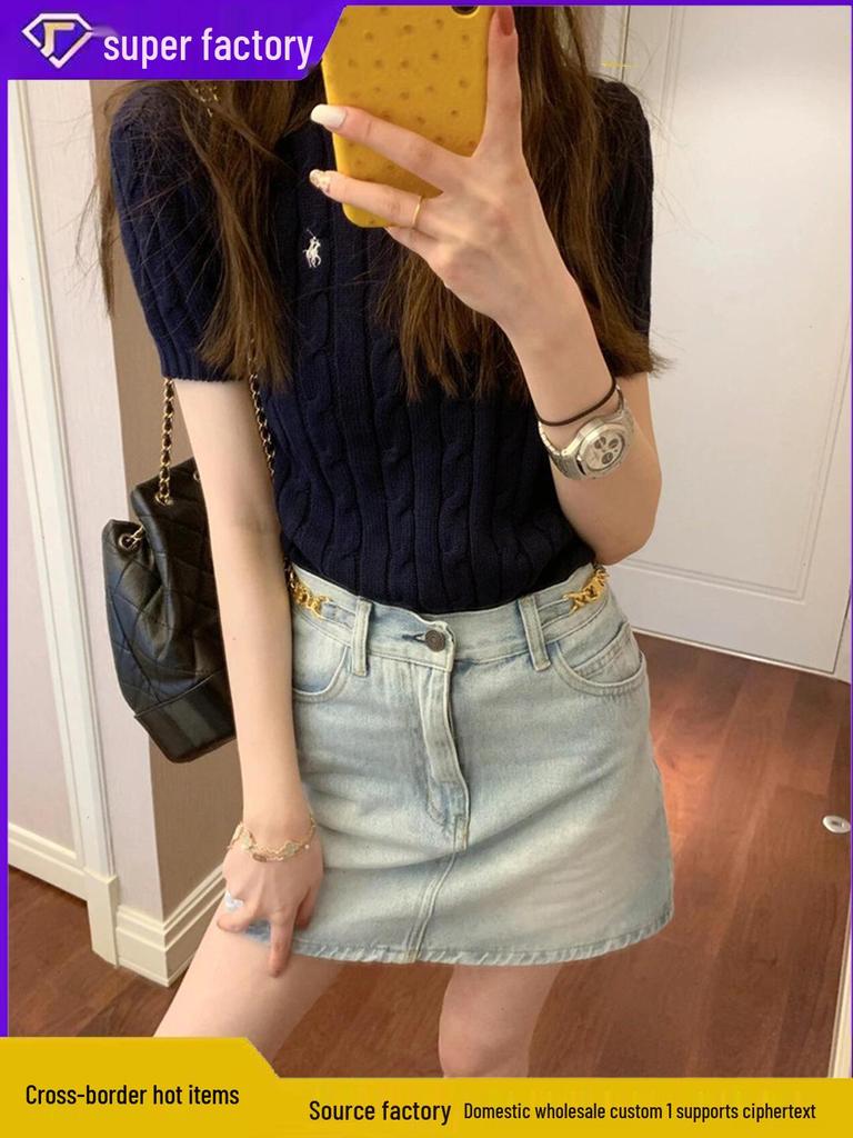 Ralph Lauren Classic Cable Knit Cotton T-shirt with Small Pony Logo, Round Neck, Short Sleeve Pullover.