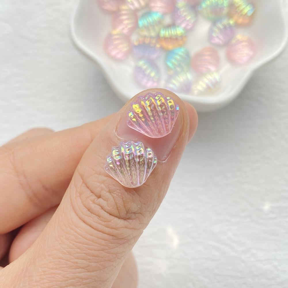 100Pcs Cute Mini Cartoon Brilliant Seashells Nail Art Resin Designer Charms DIY Craft For Nail 3D Decorations Jewelry
