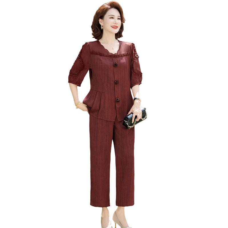 Mom's 2026 Chiffon Suit: Summer Fashionable Two-Piece Set for Middle-Aged and Elderly Women - Age-Reducing Top & Wide-Leg Pants.