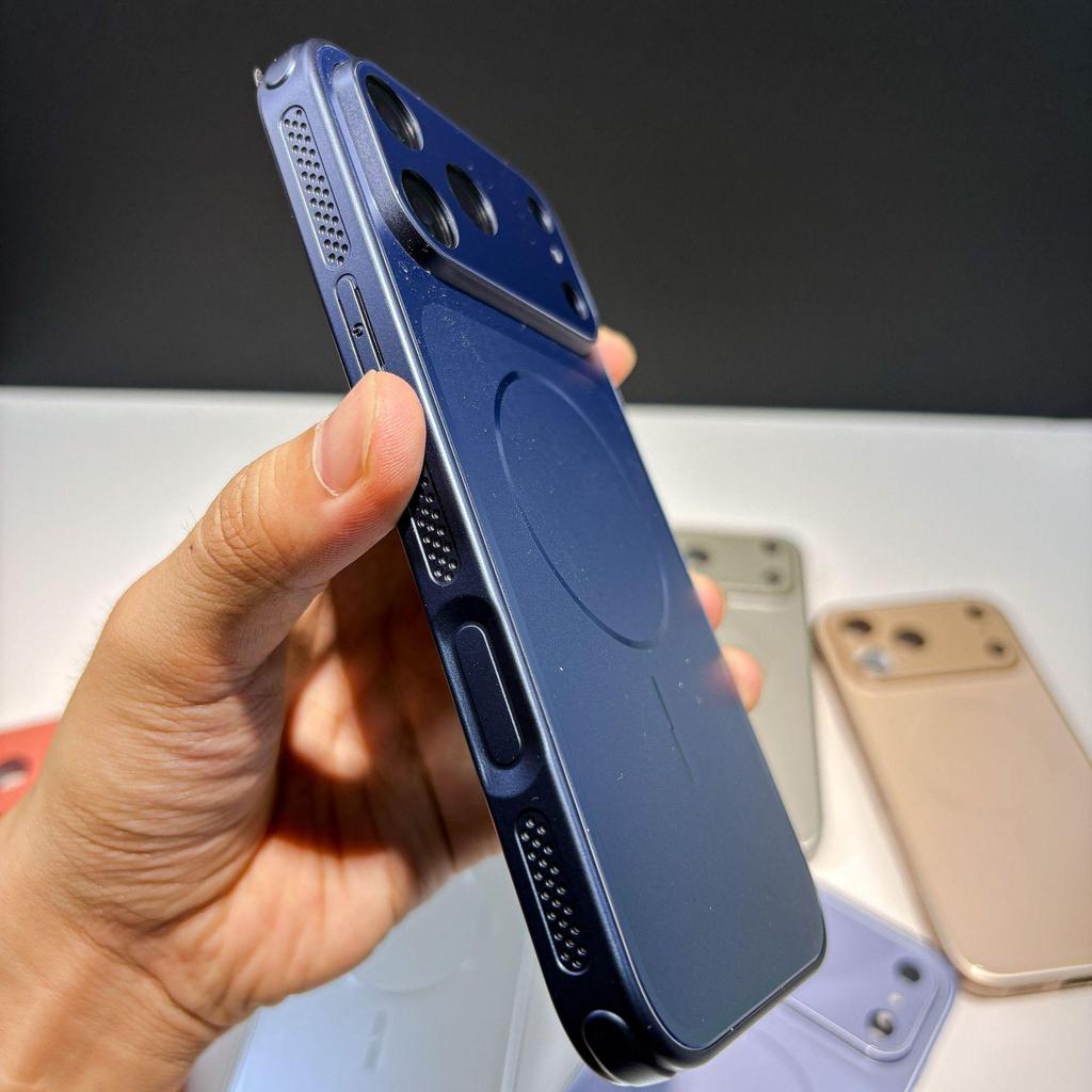 Coque iPhone 16 Pro Max Instant 17 Star Universe Orange avec Lentille à Couverture Totale, Grande Fenêtre, Design Magnétique, et Protection Anti-Chute