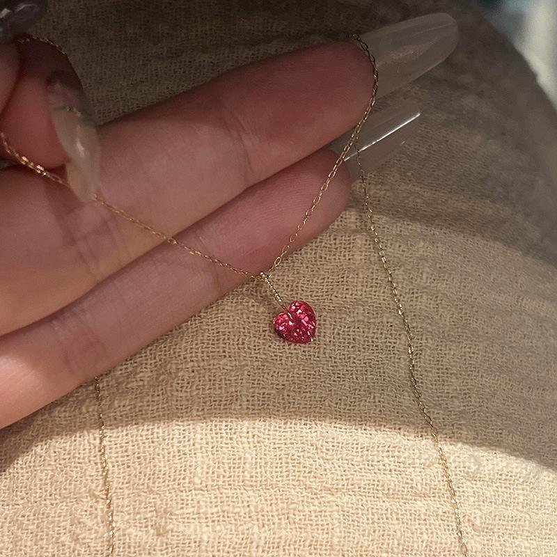 Stainless Steel Waterproof Gold-Plated Red Zircon Pendant Necklace for Women Y2K Sweet Heart-Shaped Clavicle Chain Jewelry Gifts