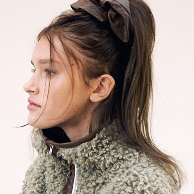 THE ASHLYNN MEG LEATHER SCRUNCHIES (3 COLORS)